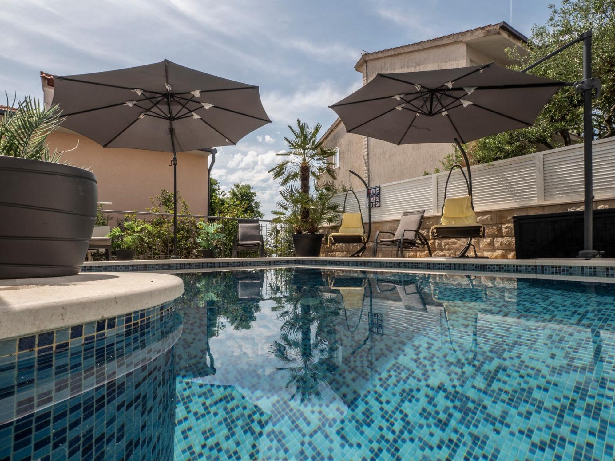 Villa Sirenis Трогир Экстерьер фото